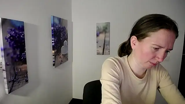 Snapshot of Sexy_MargoX_ chatting on February 2026 02:04:02 PM Sexy MargoX online show from February 2026 02:04:02 PM