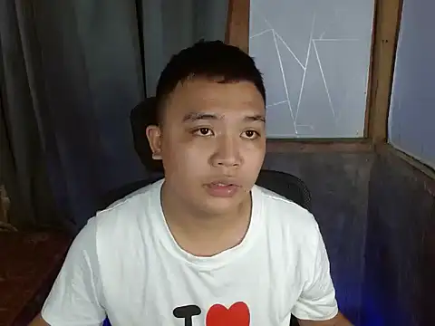 Snapshot of xsweetasian69x chatting on January 2025 08:17:01 AM xsweetasian69x online show from January 2025 08:17:01 AM