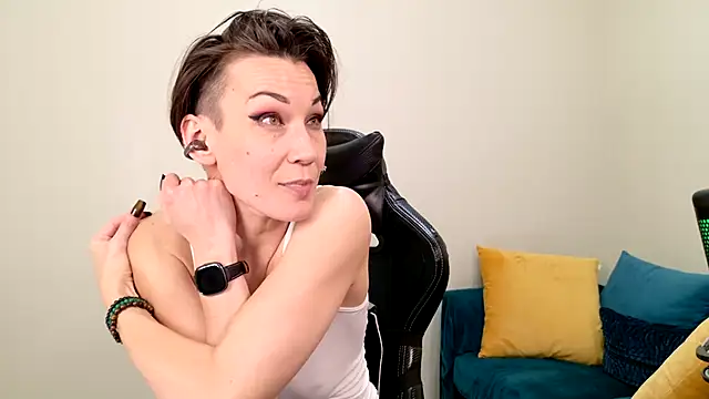 EveEnigma online show from January 2025 07:53:02 PM