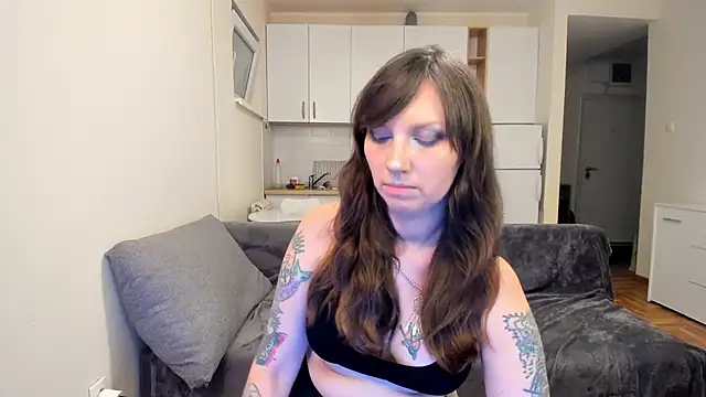 Snapshot of StacyTigerr chatting on February 2025 09:29:01 PM StacyTigerr online show from February 2025 09:29:01 PM