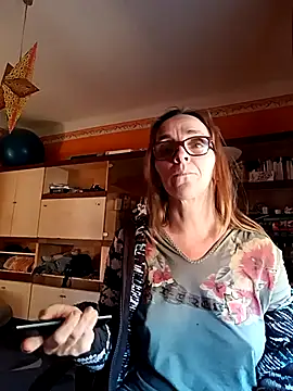 Dettybitch40 online show from October 2025 08:34:02 AM