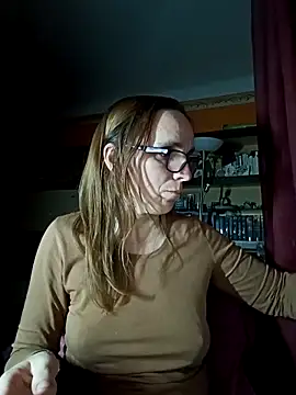 Dettybitch40 online show from November 2025 05:59:01 PM