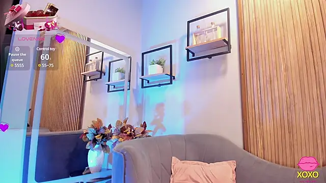 HannaPetit online show from February 2025 11:44:02 AM