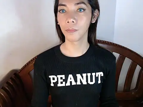 Snapshot of perly_169 chatting on January 2025 11:11:01 PM perly 169 online show from January 2025 11:11:01 PM