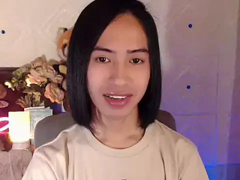 Snapshot of Lemonadexxx chatting on February 2025 07:38:01 PM Lemonadexxx online show from February 2025 07:38:01 PM