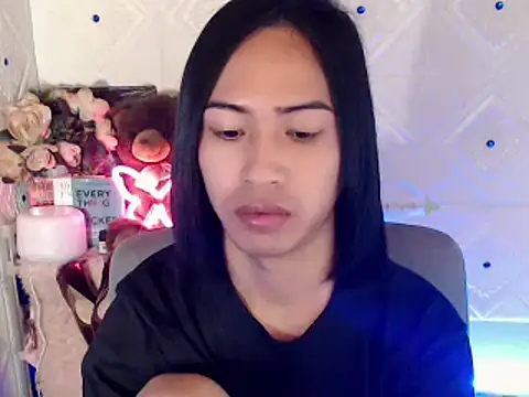 Snapshot of Lemonadexxx chatting on February 2025 08:53:02 PM Lemonadexxx online show from February 2025 08:53:02 PM