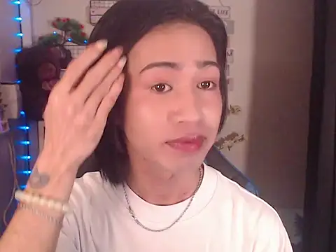 Snapshot of Lemonadexxx chatting on February 2026 03:50:01 PM Lemonadexxx online show from February 2026 03:50:01 PM