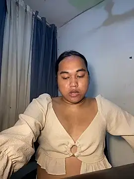 Snapshot of bettina_love chatting on January 2025 07:52:02 AM bettina love online show from January 2025 07:52:02 AM