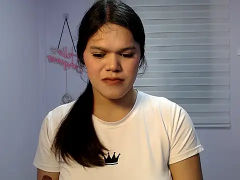 Snapshot of Miss_Ivanawolf chatting on May 2026 04:01:02 PM Miss Ivanawolf online show from May 2026 04:01:02 PM