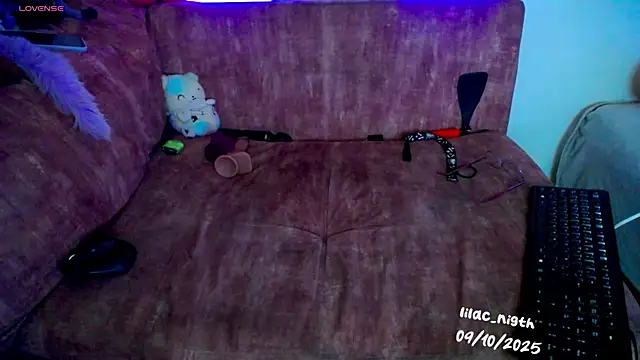 lilac night33 online show from October 2025 07:23:02 PM