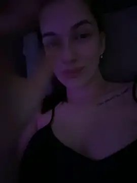 Snapshot of KarlaSim chatting on December 2024 09:22:01 PM KarlaSim online show from December 2024 09:22:01 PM