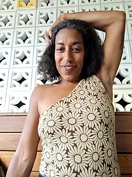 Snapshot of Goldenlace chatting on December 2024 04:05:02 AM Goldenlace online show from December 2024 04:05:02 AM