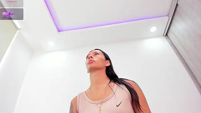 karlyn angels online show from September 2025 06:42:02 PM