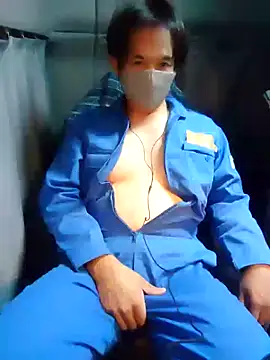 Snapshot of tarou08700870 chatting on November 2025 05:01:02 PM tarou08700870 online show from November 2025 05:01:02 PM