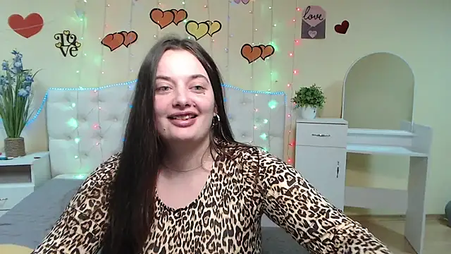 Snapshot of MilanaPrice chatting on March 2025 01:47:01 AM MilanaPrice online show from March 2025 01:47:01 AM