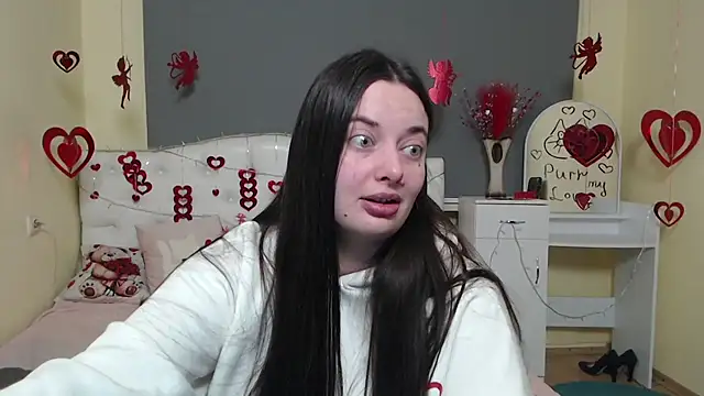 Snapshot of MilanaPrice chatting on February 2026 07:05:02 AM MilanaPrice online show from February 2026 07:05:02 AM