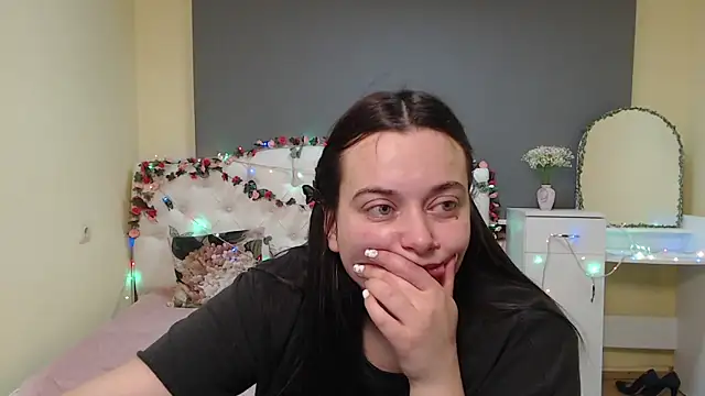 Snapshot of MilanaPrice chatting on March 2026 09:09:02 AM MilanaPrice online show from March 2026 09:09:02 AM