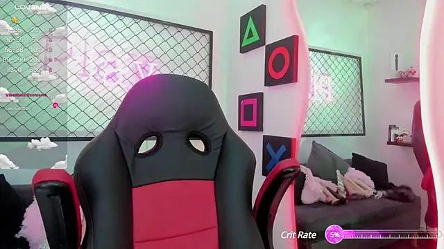 Atenea Klett  online show from February 2025 01:21:01 PM