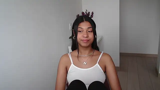 dark enchantress  online show from February 2025 09:32:01 PM