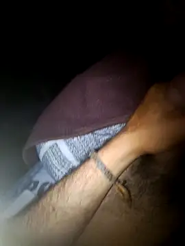 Kurtsikici6565 online show from September 2025 11:49:01 PM