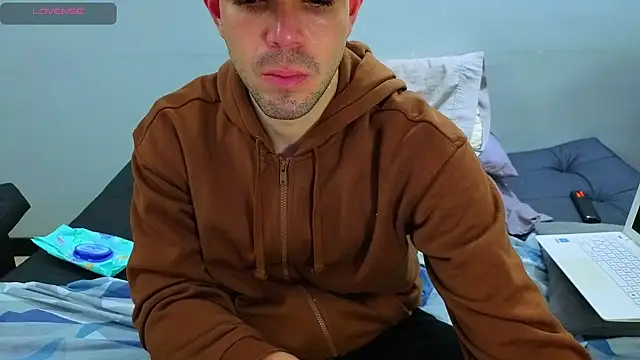 Snapshot of Matiashorney chatting on October 2025 02:03:02 AM Matiashorney online show from October 2025 02:03:02 AM