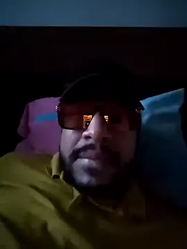 eljefe1119 online show from September 2025 11:05:01 PM