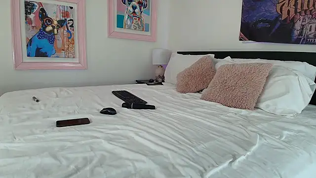 xxxvibesxo online show from September 2025 10:31:02 AM