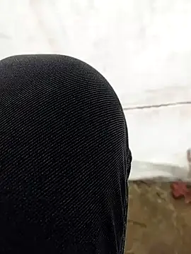 Snapshot of K-27 chatting on November 2025 03:24:01 PM K-27 online show from November 2025 03:24:01 PM