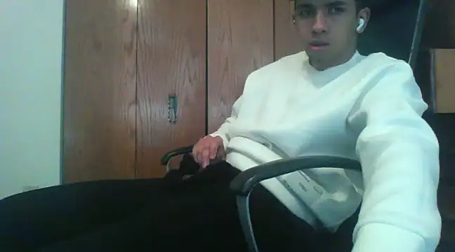 Snapshot of Homeboy_xx chatting on January 2025 07:48:01 PM Homeboy xx online show from January 2025 07:48:01 PM