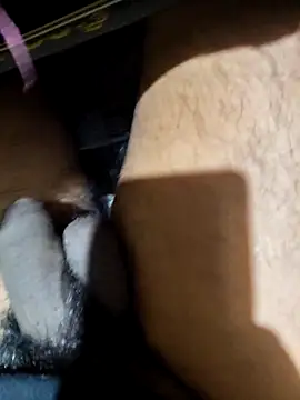 Aaryans69 online show from November 2025 06:56:02 PM