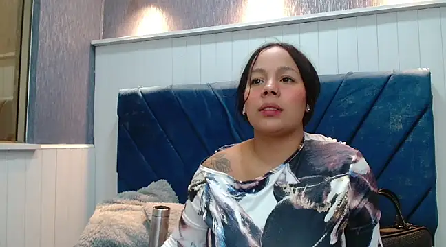 EmilyQueen3x online show from March 2025 01:36:01 PM