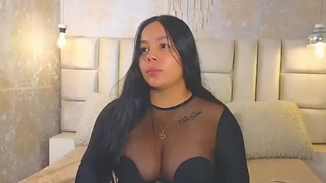 EmilyQueen3x online show from May 2026 12:57:01 PM