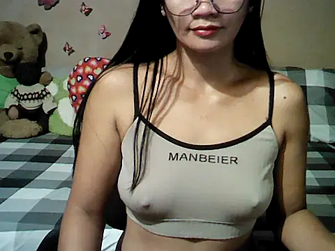 Mia Rein online show from February 2026 01:43:02 AM