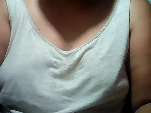 Snapshot of Sexyhorney4u chatting on April 2026 08:48:02 PM Sexyhorney4u online show from April 2026 08:48:02 PM