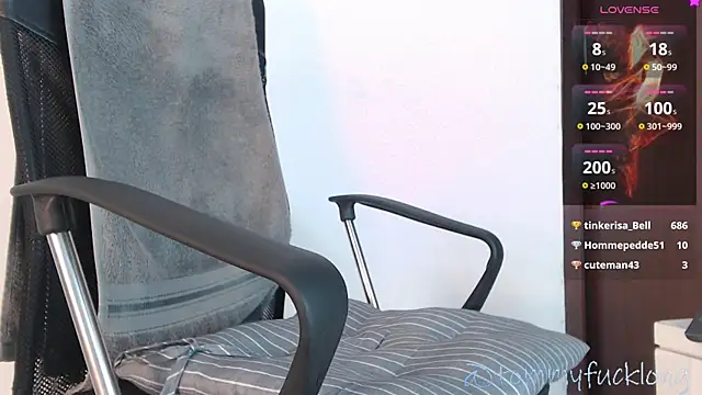 Snapshot of tommylongxx chatting on January 2025 03:33:02 AM tommylongxx online show from January 2025 03:33:02 AM