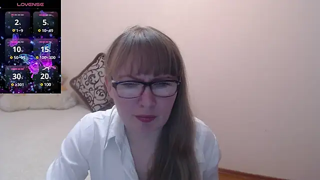 MargotLot online show from February 2025 10:14:02 AM