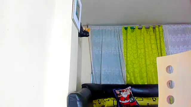 Snapshot of horny__molly_ chatting on December 2024 02:36:02 AM horny molly online show from December 2024 02:36:02 AM