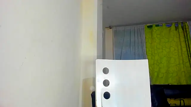 Snapshot of horny__molly_ chatting on January 2025 11:19:02 PM horny molly online show from January 2025 11:19:02 PM