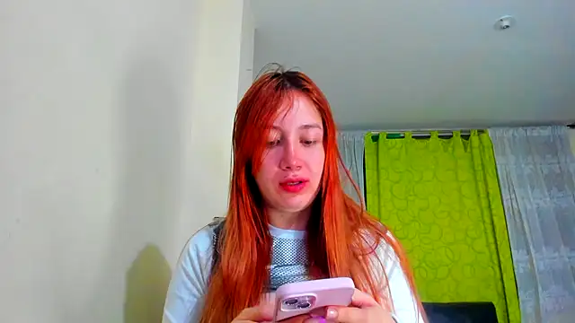 Snapshot of horny__molly_ chatting on February 2025 03:45:01 AM horny molly online show from February 2025 03:45:01 AM