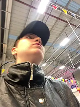 Snapshot of horny__molly_ chatting on March 2025 11:14:01 PM horny molly online show from March 2025 11:14:01 PM