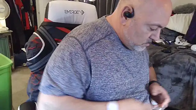 Snapshot of Drake_DVamp chatting on March 2025 03:30:02 AM Drake DVamp online show from March 2025 03:30:02 AM