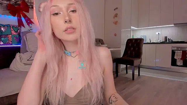 Snapshot of AlexRoseLiRed chatting on January 2025 12:49:02 AM AlexRoseLiRed online show from January 2025 12:49:02 AM