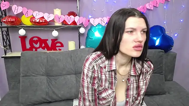 MilaLoona online show from February 2025 07:03:01 AM