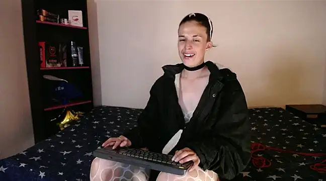 Snapshot of Cocain_Atenea chatting on February 2025 04:46:02 AM Cocain Atenea online show from February 2025 04:46:02 AM