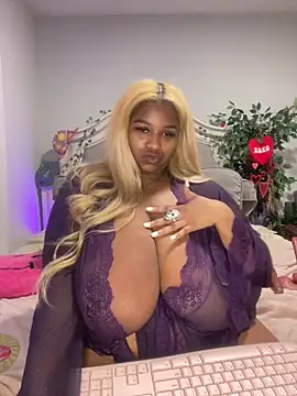 BigFineSelena online show from January 2025 12:31:01 PM