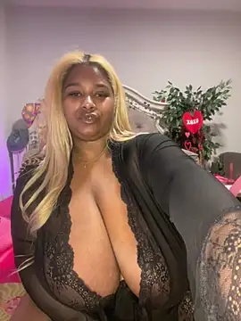 BigFineSelena online show from January 2025 12:40:02 PM