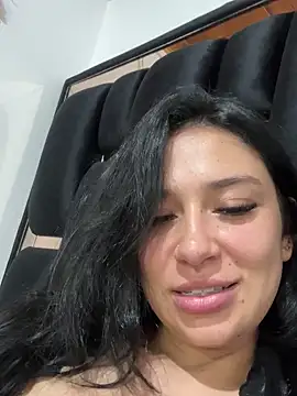 dayra angels online show from February 2025 10:54:01 PM