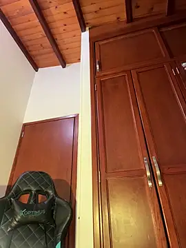 Snapshot of loolla_23 chatting on February 2025 12:47:02 AM loolla 23 online show from February 2025 12:47:02 AM