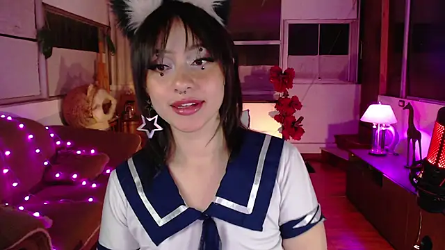 Aquamarinebubble online show from November 2025 02:13:01 AM