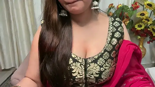 Snapshot of mahimagicdoll_DESI chatting on February 2025 05:50:01 PM mahimagicdoll DESI online show from February 2025 05:50:01 PM
